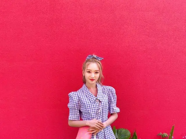 【t公式】今月の少女(Loona)、[ #高原/ #GoWon] Orbitに早く壁紙変更！変えたら解散～～～🥳🥰🥳   #今月の少女(LOONA)#LO