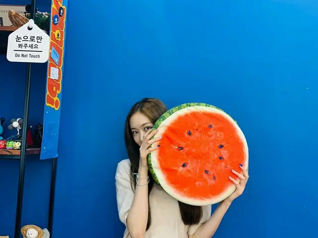 【t公式】Cherry Bullet、[ #メイ#MAY]ルーレットないいないばぁ🍉🙈  #CherryBullet #Cherry Bullet 