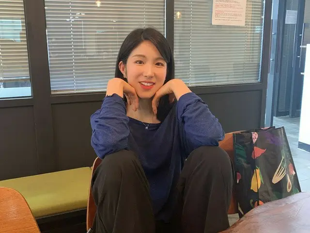 【t公式】LABOUM、[ #ジエン]この週末は、ラテと一緒に💙   #LABOUM #LABOUM #ZN 