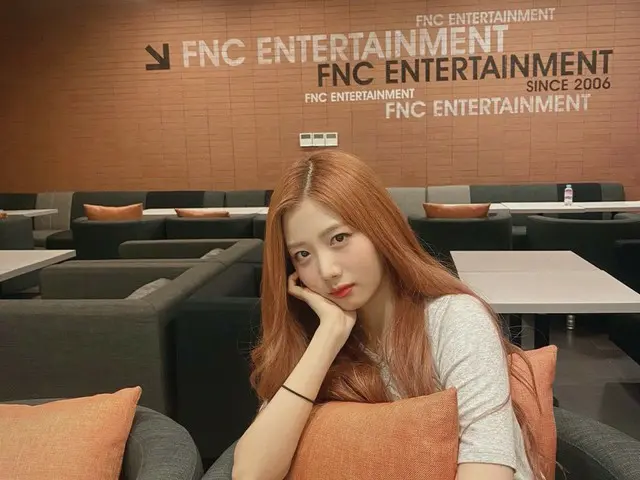 【t公式】Cherry Bullet、[ #ユーズド#YUJU]ルーレットや今日の写真撮りました(笑)  🙂👋🏻  #CherryBullet #Cher
