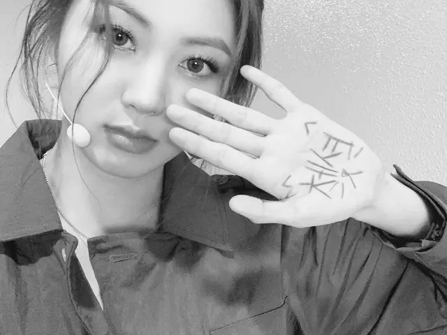 【t公式】CLC、[ #ウンビン] CHESHIREラング撮影した写真❤最終回までもありがとうCHESHIRE❤ 