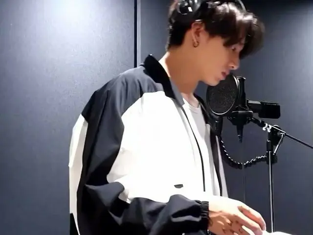 #BTS(防弾少年団) ジョングク、「新曲録音中の様子」が韓国で話題