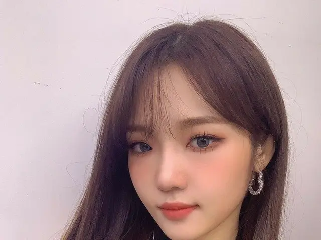 【t公式】fromis_9、RT sbsmtvtheshow：[★239回THE SHOWチョイス候補①] 悪！眩し!!🙈🙈プチェ発光💫消してください！ 