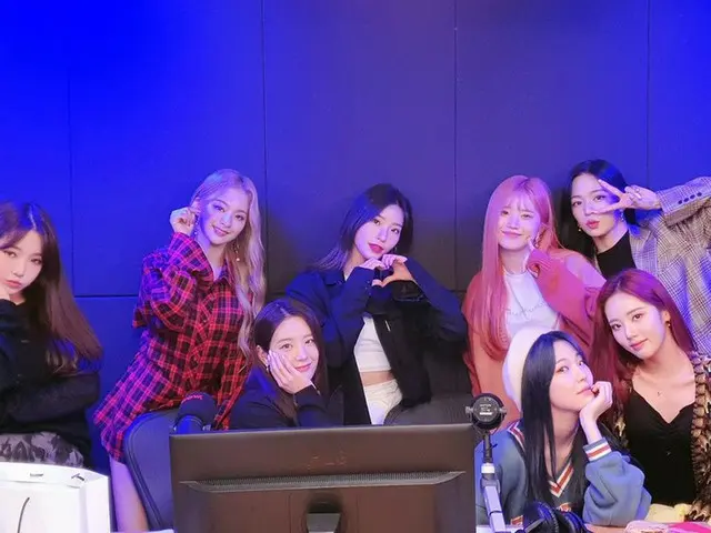 【t公式】fromis_9、[💌 #fromis_9]サムルノリ団で常勝疾走を担当しているfromis_9です😎👍出演するだけで笑いを保証💞フロー編みの