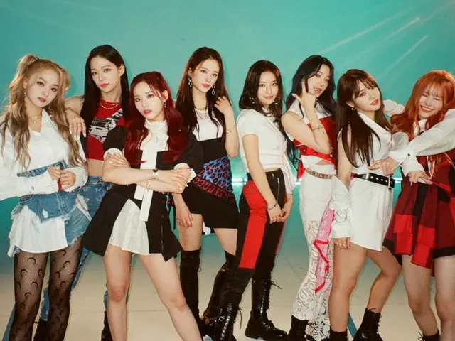 【t公式】fromis_9、RT M2MPD：フィルムカメラで記録した9月の思い出📸10月にもずっとエムツーと一緒にします❣ #9月エムツー #M2film 
