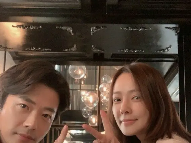 クォン・サンウ_＆ソン・テヨン夫婦が、結婚12周年を迎えて一緒にランチデートをした近況を公開して話題に
