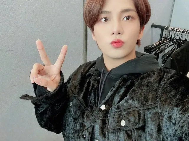【T公式】ATEEZ、[ #ジョンホ] Hello！☺️ #ATEEZ #ATEEZ