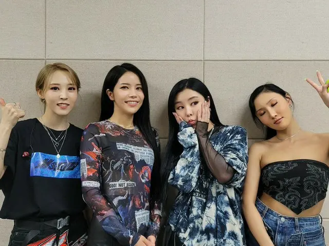 【t公式】MAMAMOO、[ #MAMAMOO]私たちムームー皆さんしばらくして8時、 Vのアプリで生配信される「2020 SUPER ON：TACT」で会いま