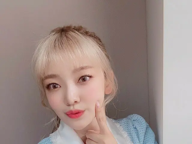 【t公式】EVERGLOW、これも❤❤