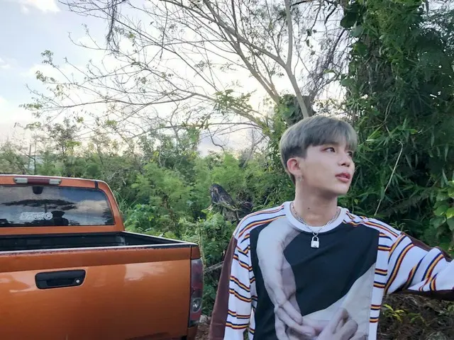 【T公式】ATEEZ、[ #ホンジュン]私たちの末っ子の誕生日おめでとう👏👏👏🥳 #ATEEZ #ATEEZ