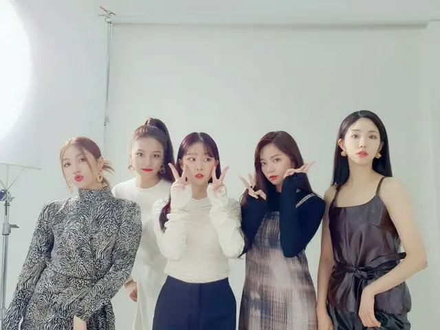 【t公式】LABOUM、[ #LABOUM] bnt画報終わって帰るんだまだインタビューを見ていないラテはいないですよね〜？ [bntいつもLABOUMのように