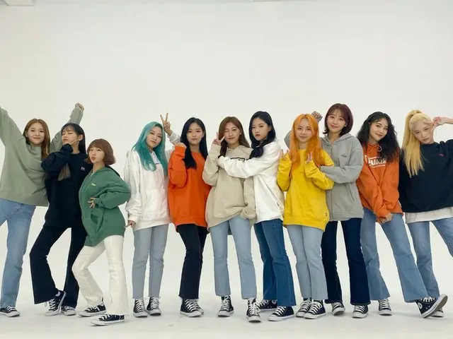 【t公式】今月の少女(Loona)、練習室リハーサル送出1時間前！ #LOONAのリハーサル現場！すでに期待がなりますよ！全世界の#Orbitとのライブチャット
