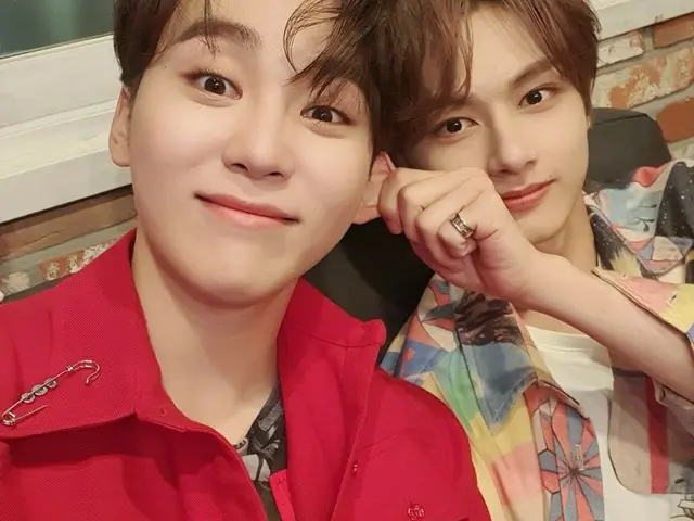 【JT公式】SEVENTEEN、RT pledis_17：[17'Sスングァン]兄さんと普通にセルカを撮るだろうと思っていた私は愚か