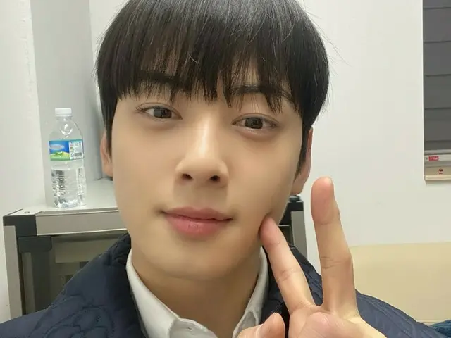 【T公式】ASTRO、みなさん昨日驚きました？(笑)来週日曜日はたくさん期待してください～～ (実は私も驚きました...(笑))