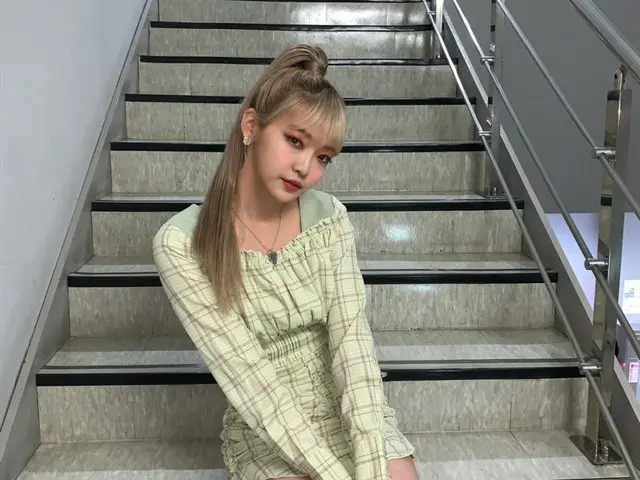 【t公式】EVERGLOW、[ #オンダ]KCONマジック教室のときのビハインド!!!! フォーエバーは私のことを超能力者だと思ったでしょ?!??