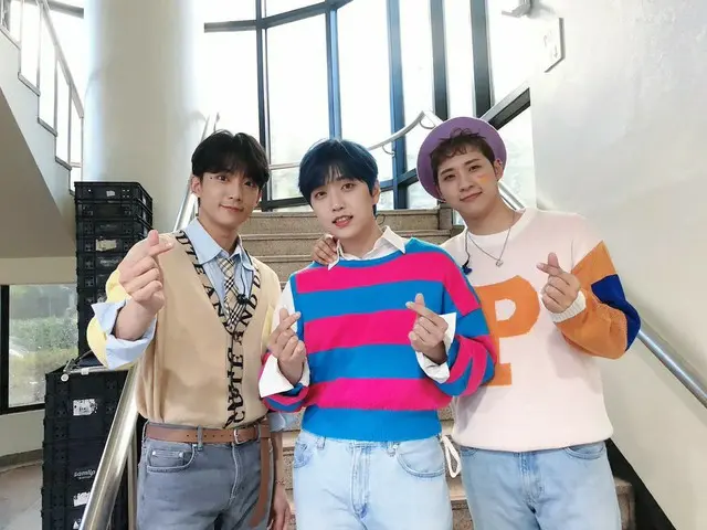 【JT公式】B1A4、RT _B1A4OFFICIAL：[ #B1A4Story] 201023 MUSIC BANK📸一本の映画を見たようなB1A4舞台✨ 