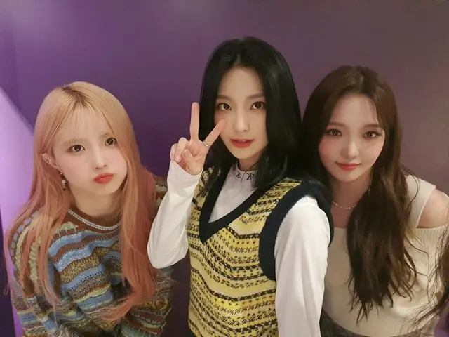 【t公式】fromis_9、[💌 #fromis_9]何も神私は金曜日💜ポペットが一つもかけがえのないセトシクや🎵おしゃまをぱんぱんふりかけてくれて、さら