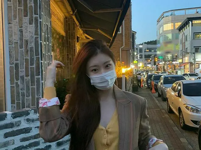 【g公式】ITZY、私の好きな秋はすぐ行くから