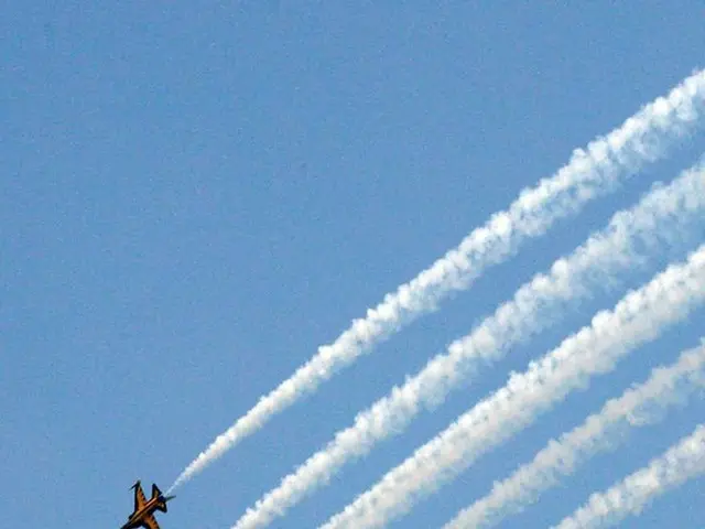 韓国空軍のブラックイーグルス、朝鮮戦争の戦闘の一つ、長津湖の戦いに参戦した人たちを追悼