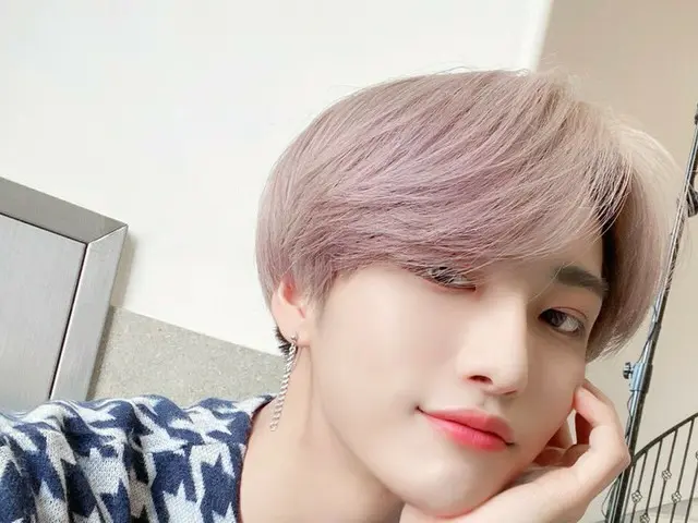 【T公式】ATEEZ、[ #化]夕方取りまとめ食べ～～このティーニー！残り一日もファイティング💜 #ATEEZ #ATEEZ