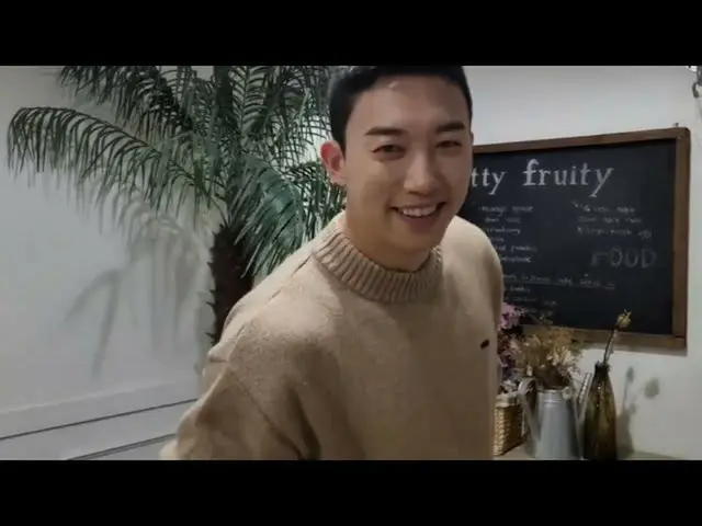 【公式】UKISS フン - 除隊挨拶メッセージ  