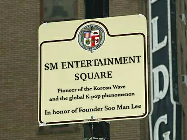 アメリカLAにSM ENTERTAINMENT SQUAREが登場