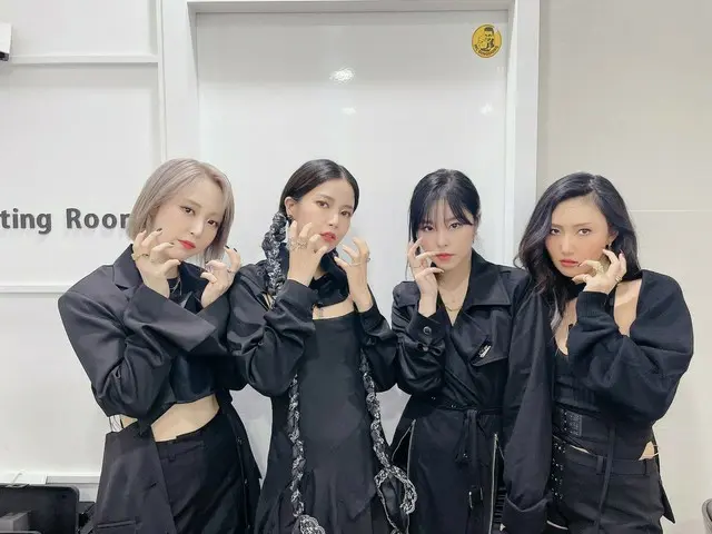 【t公式】MAMAMOO、[ #MAMAMOO] 「ユ・ヒヨルのスケッチブック」がしばらくして00時40分に放送されます🖤 KBS2で私たちのムームーの集まり