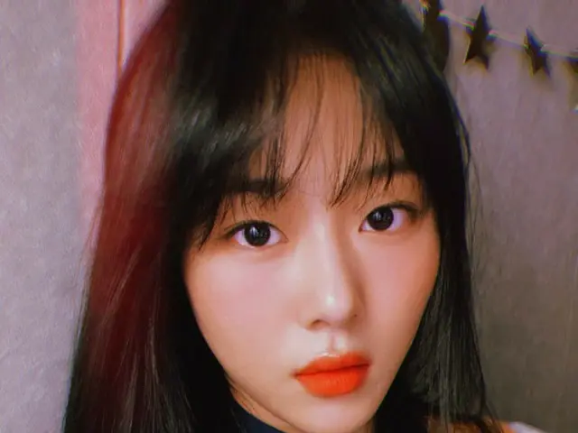 【t公式】Cherry Bullet、[ #チェリン#CHAERIN]久しぶりに制服💛🌻 #CherryBullet #Cherry Bullet