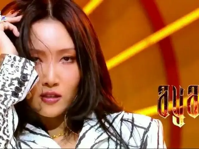 【t公式】MAMAMOO、RT KBSMusicBank：心臓が#AYAな舞台❤ MAMAMOO舞台見れば感激の涙がポロリ落ちる💧😭 #MAMAMOO #M