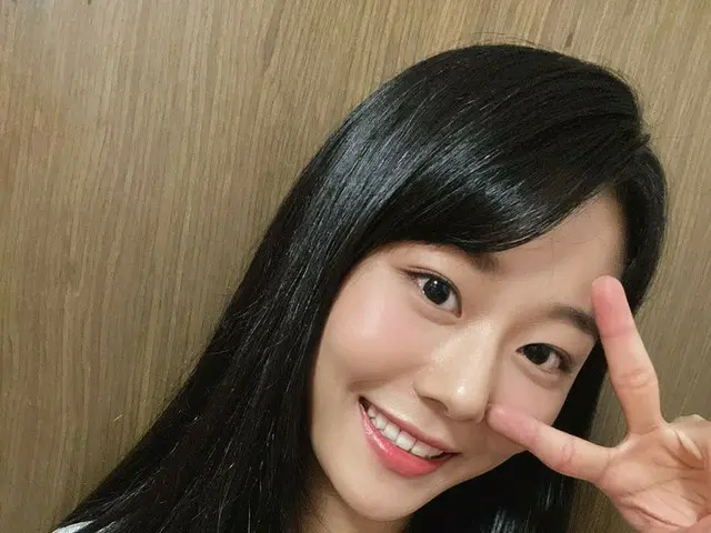 【t公式】Cherry Bullet、[ #チェリン#CHAERIN]南ユリ登場！きれいご覧下さい😊 #CherryBullet #Cherry Bullet