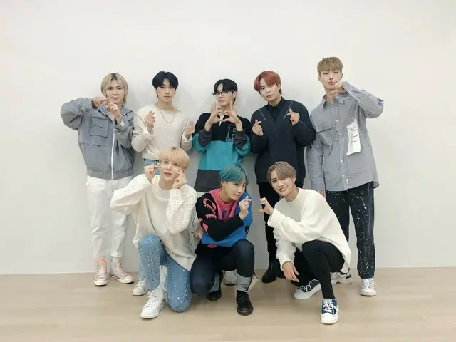【T公式】ATEEZ、[📷]ホンジュン「私たちの幸せな時間」withATINY❤ ⠀ 多くの思い出があるけど昨日より今日、今日より明日がより幸せだと思う。