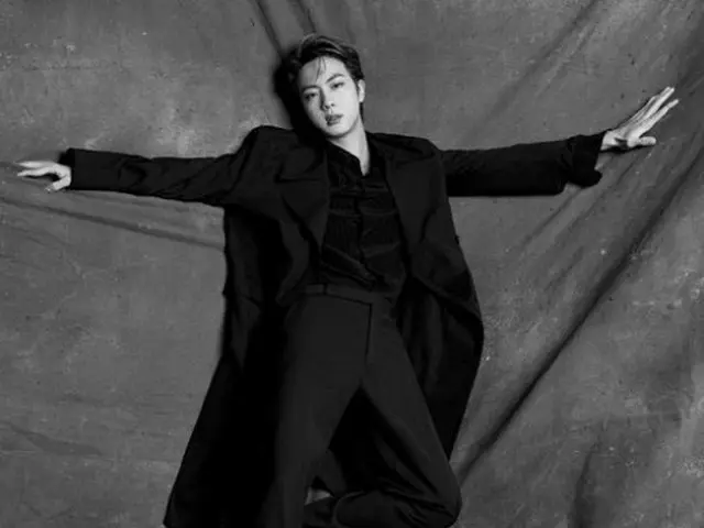 JIN(BTS)、米雑誌インタビューで街でスカウトされた際の裏話を明かす
