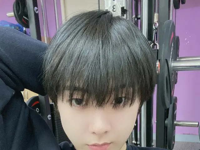 【T公式】ASTRO、ロハ何をしてる～～🙄会いたいなあ💜