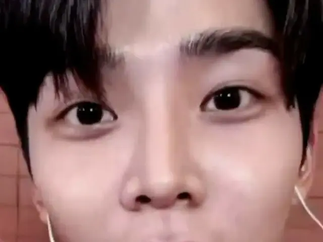 #SF9 ロウン、「アイドルである前に人間」発言で大論争が勃発