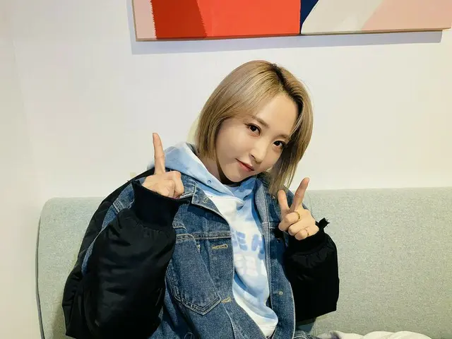 【t公式】MAMAMOO、[ #ムンビョル] しばらくして、10時、ネイバーナウ「アベンガールズ」 私たちムームー皆さん今日ムンビョルこの一緒に遊ぶ準備できてい