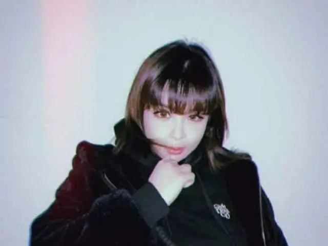 BOM(2NE1)、近況公開