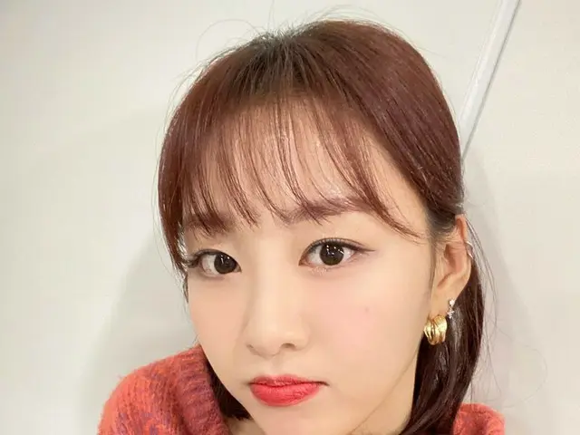 【t公式】今月の少女(Loona)、日曜はプロMC天才MC #イブと一緒に日よ🍎しばらくして、午後12時30分(KST)に放送されるTBS「ファクトのスター」