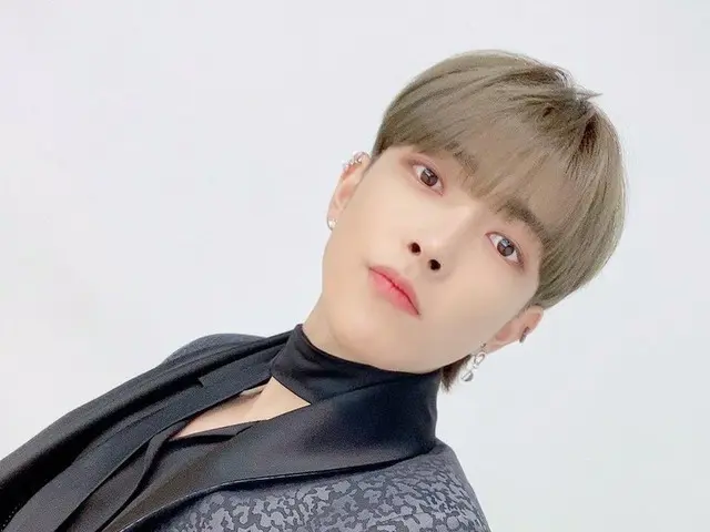 【T公式】ATEEZ、[ #ホンジュン] ATINY！そうもう一度幸せな夜を作成していただき感謝しておめでとうございます❤️より格好よくきれいな姿たくさん見せし