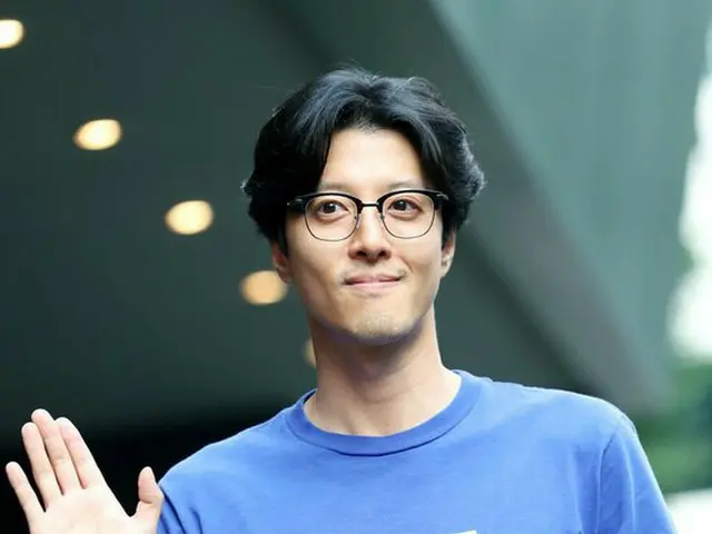 俳優イ・ドンゴン、KBSドラマ「7日の王妃」打ち上げに参加。