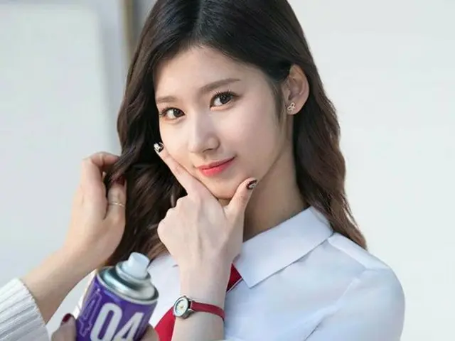 TWICE サナ、CMメイキングを公開。