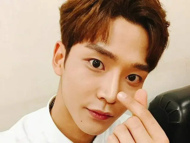 SF9 ロウン、爽やかな制服姿。