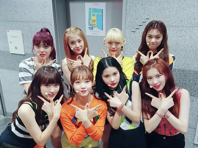 Weki Meki、昨日と今日の音楽放送。