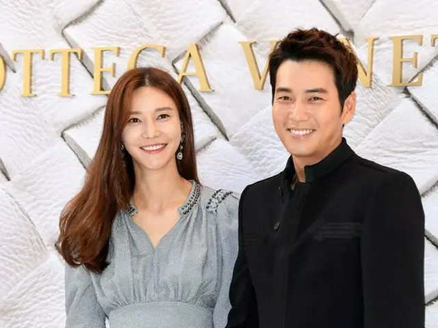 女優チャ・イェリョン＆俳優チュ・サンウク 夫婦、BottegaVenetaリニューアルオープニングパーティーに出席。