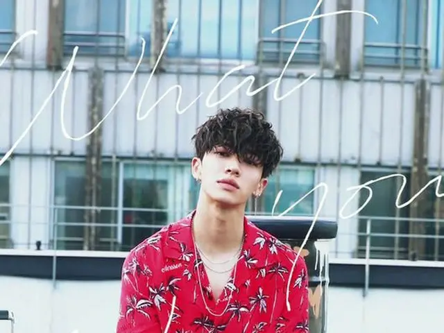 Highlight イ・ギグァン、ソロアルバム「ONE」のポスターを公開。