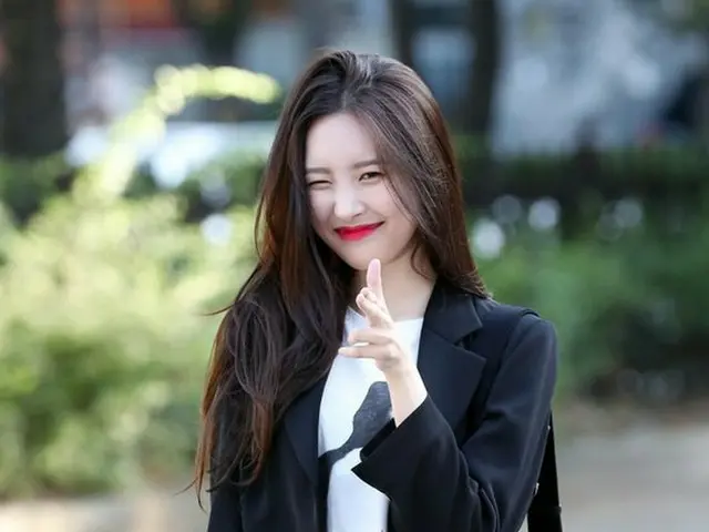 Wonder Girls 出身ソンミ、出勤中。