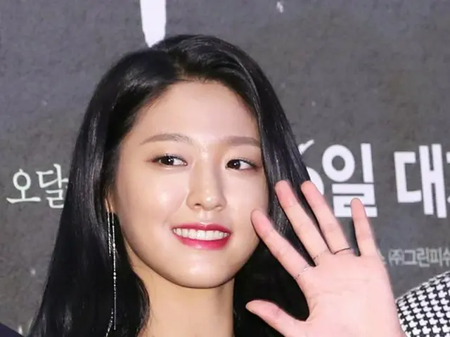AOA ソリョン、映画「殺人者の記憶法」VIP試写会に出席。