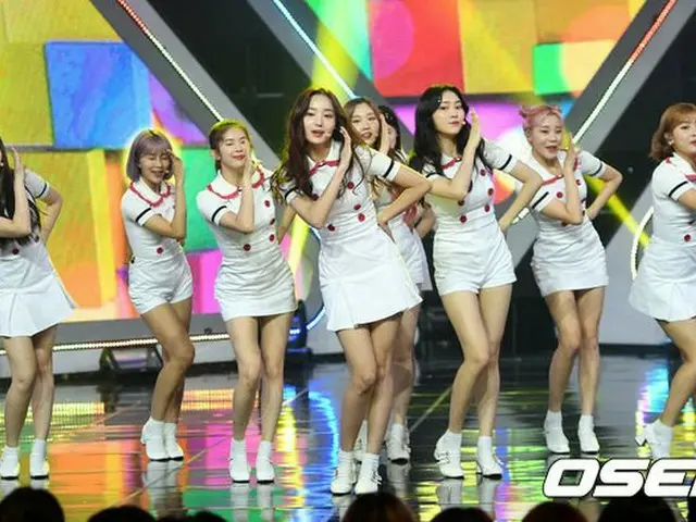MOMOLAND、MBC MUSIC「Show Champion」に出演。
