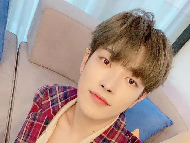 【T公式】ATEEZ、[ #ホンジュン]今年クリスマスはケビンの代わりにホンジュンが🥰🎄 #ATEEZ #ATEEZ