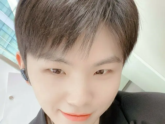 【JT公式】SEVENTEEN、RT pledis_17：[17'S Woozi]久しぶり接近