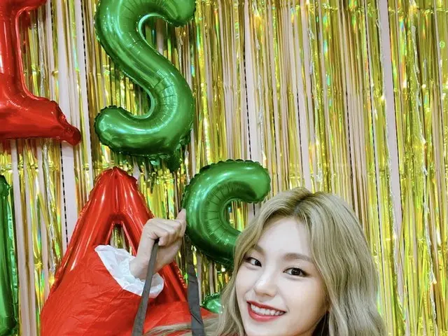 【t公式】ITZY、MIDZYに写真パッケージもらいに来た🎁✨ ITZYが送信さあらかじめメリークリスマス🎄 #ITZY #ITZY ITZYofficia